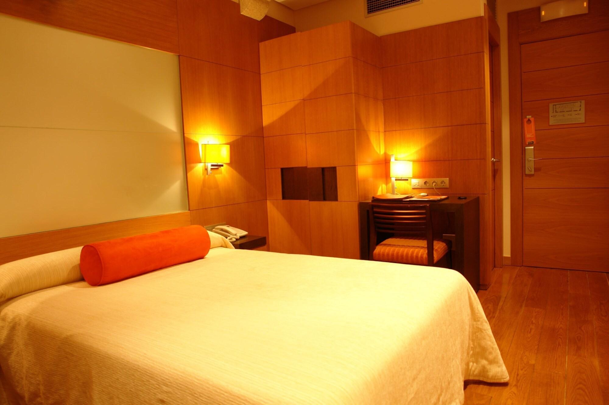 Hotel Altair Santiago de Compostela Exteriör bild